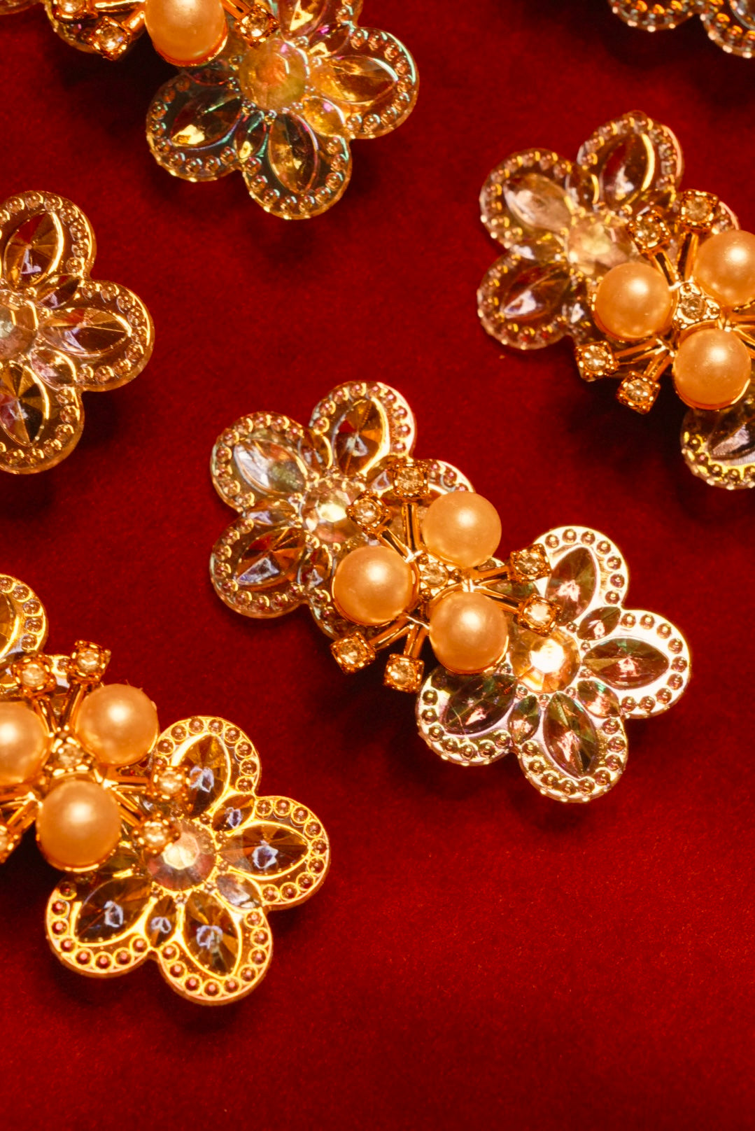 Rainbow Shaded Clips 🩵 ( Set of 6 )