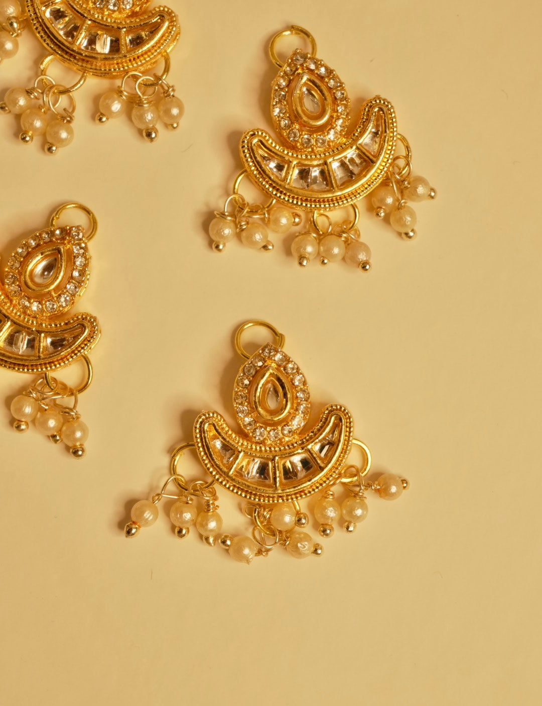 Diya Baati ~ Maang Tikka, Earrings & 6 Hair Pins