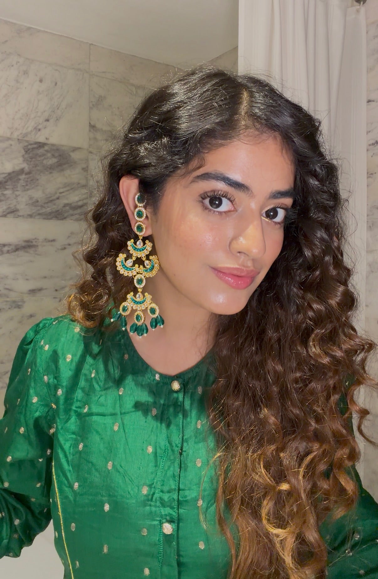 Mumtaz ~ Emerald Green Tikka & Earrings set