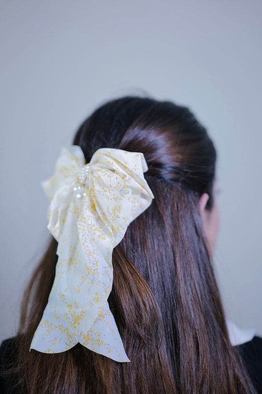 Buttercup Pearly Printed Bow