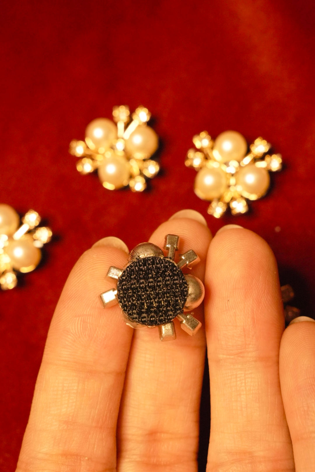 Pearls Velcro Pins ( Set of 6 )