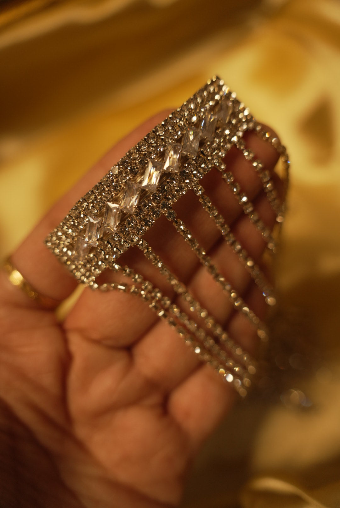 Rhinestones Hanging Clip
