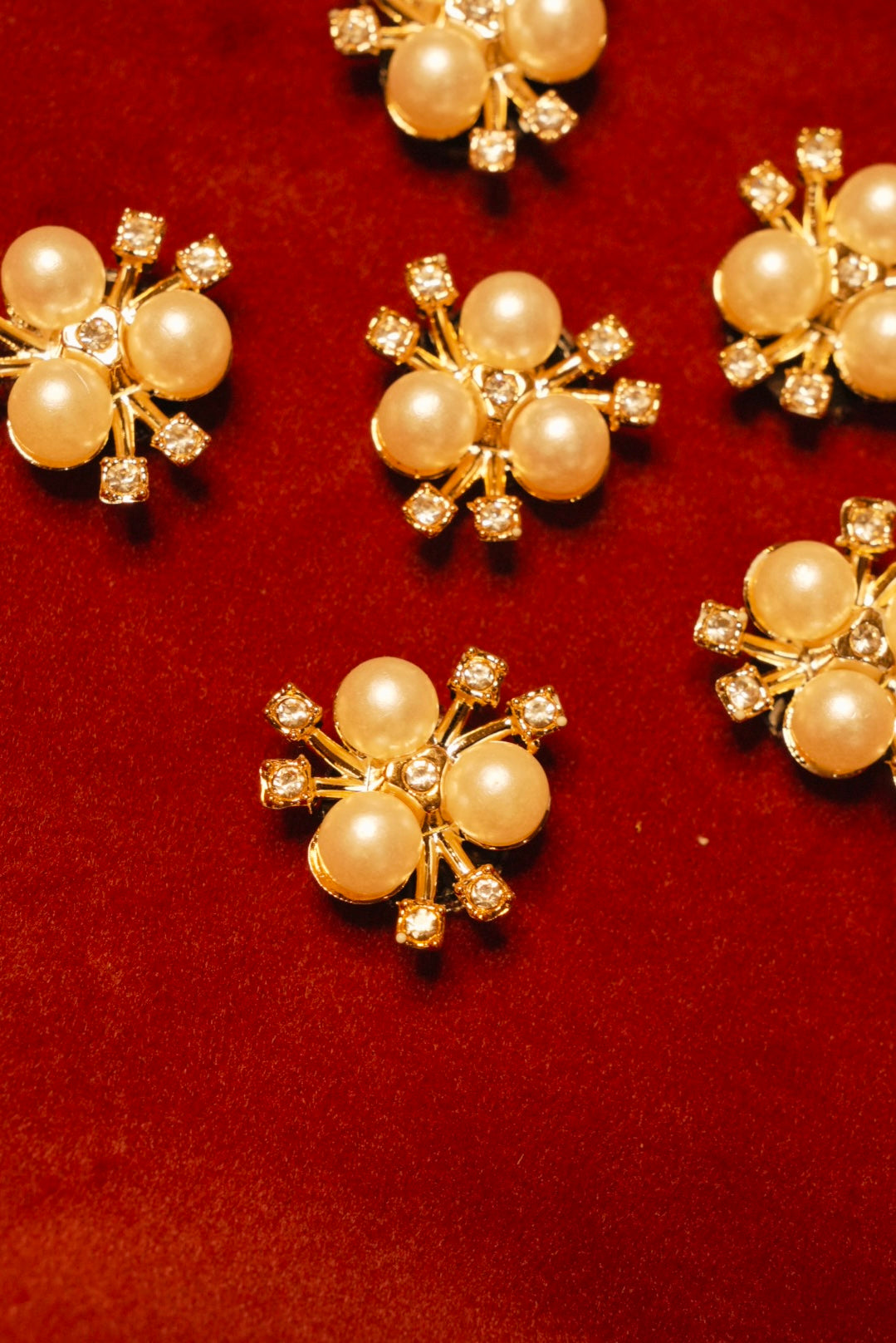 Pearls Velcro Pins ( Set of 6 )