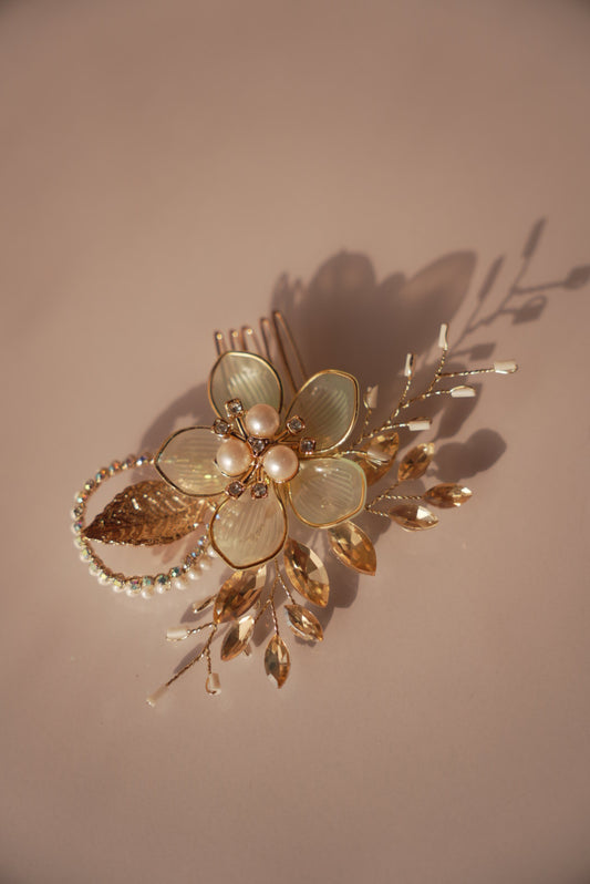 Sea Green Floral Vintage Pin