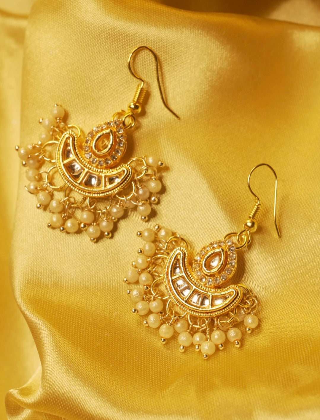 Diya Baati ~ Maang Tikka, Earrings & 6 Hair Pins