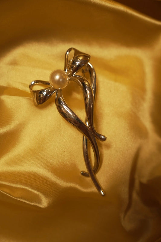 Belle Pearly Bow