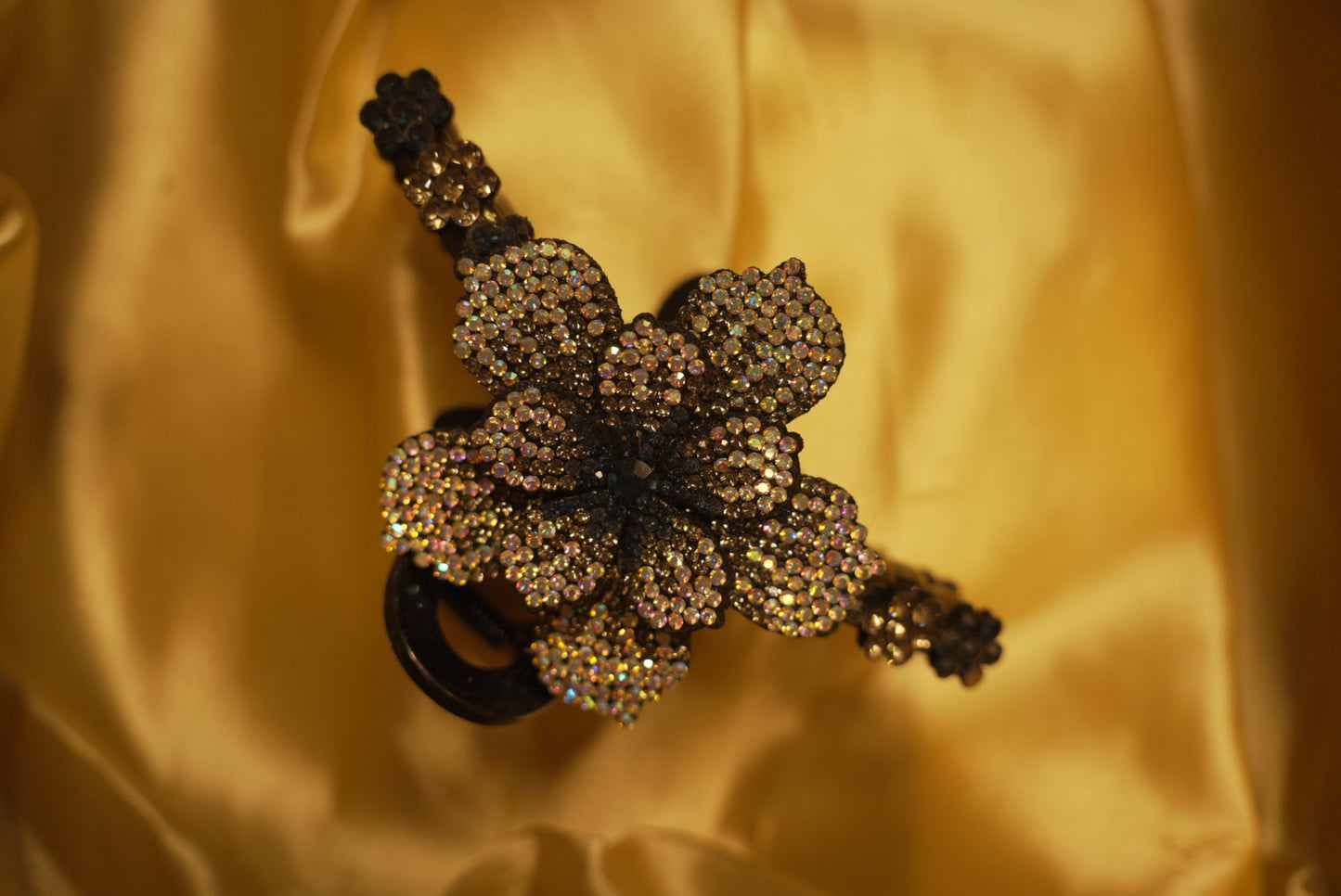 Black Floral Claw Clip