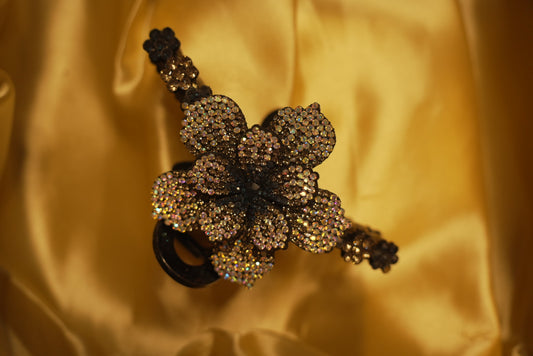 Black Floral Claw Clip