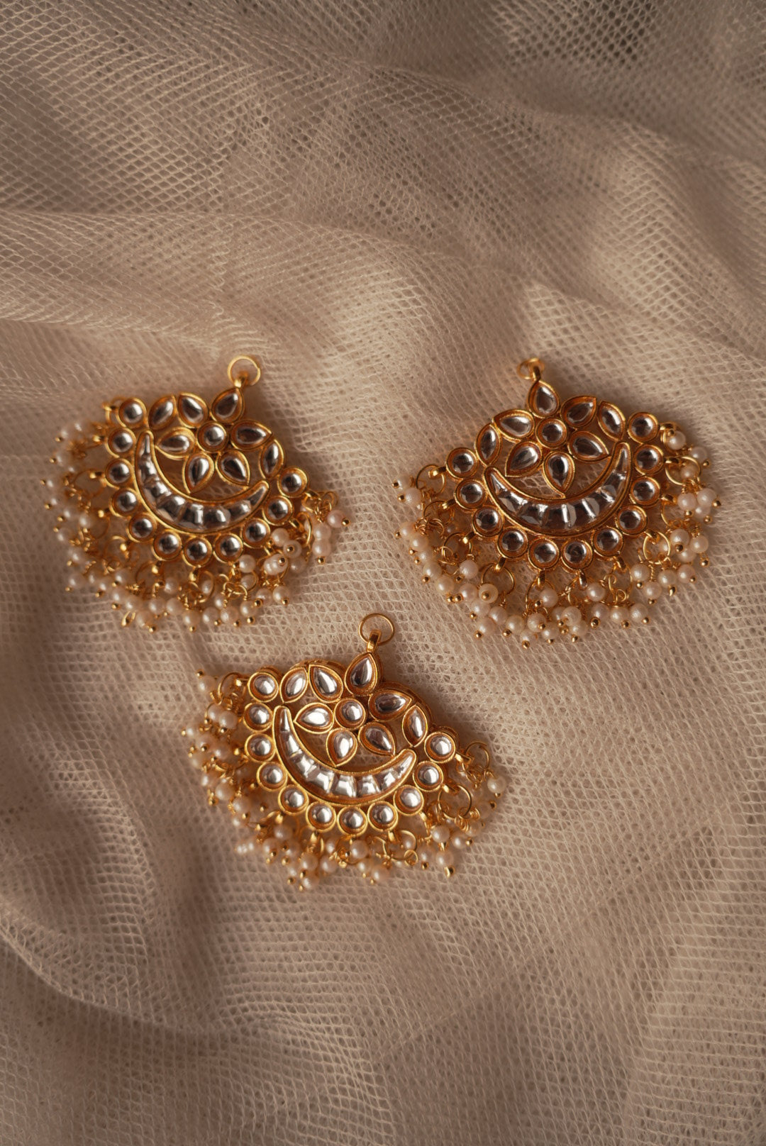 Kundan Multi-Styler Chandbali ~ White