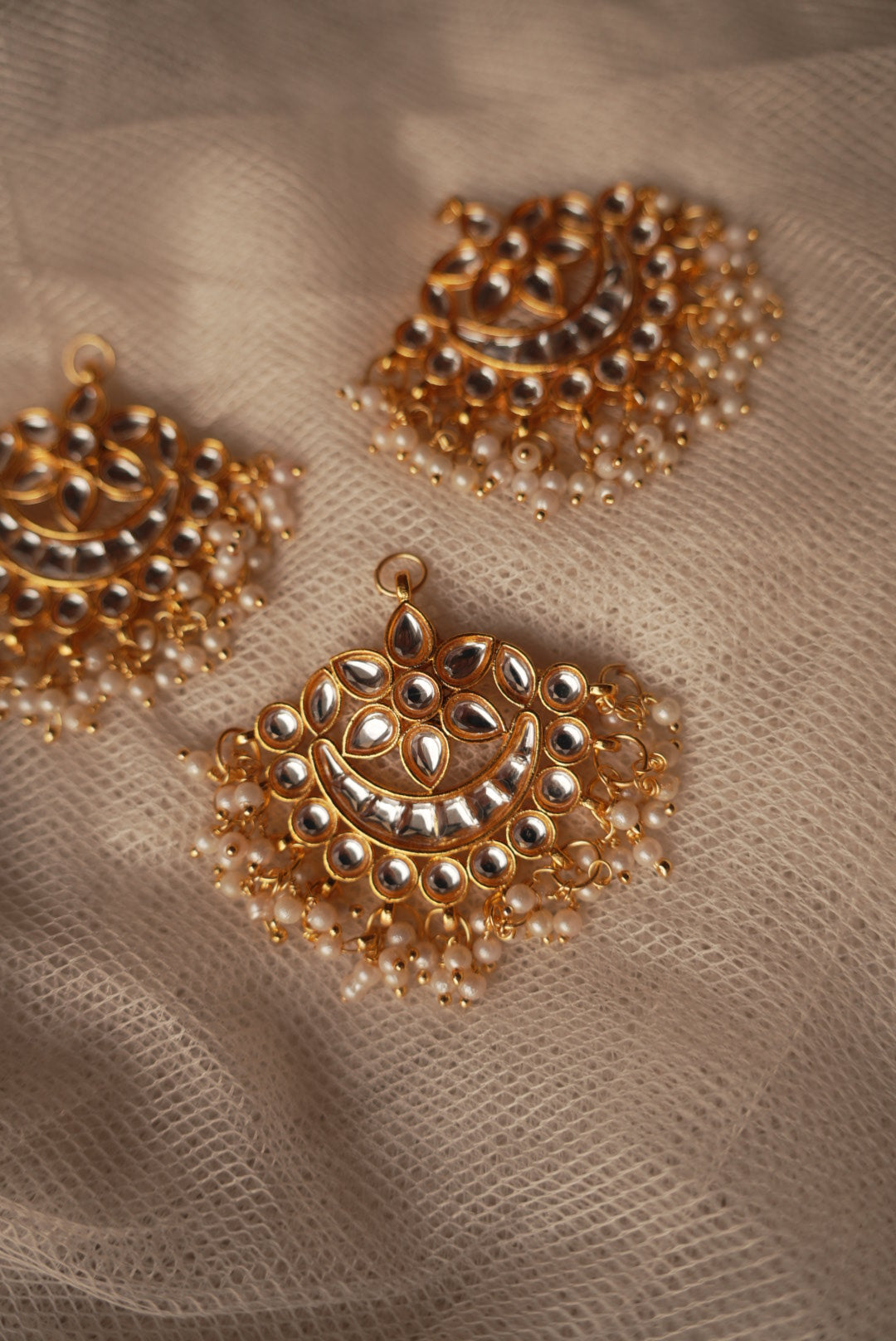 Kundan Multi-Styler Chandbali ~ White