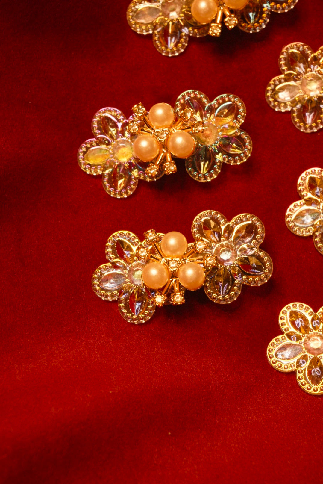 Rainbow Shaded Clips 🩵 ( Set of 6 )