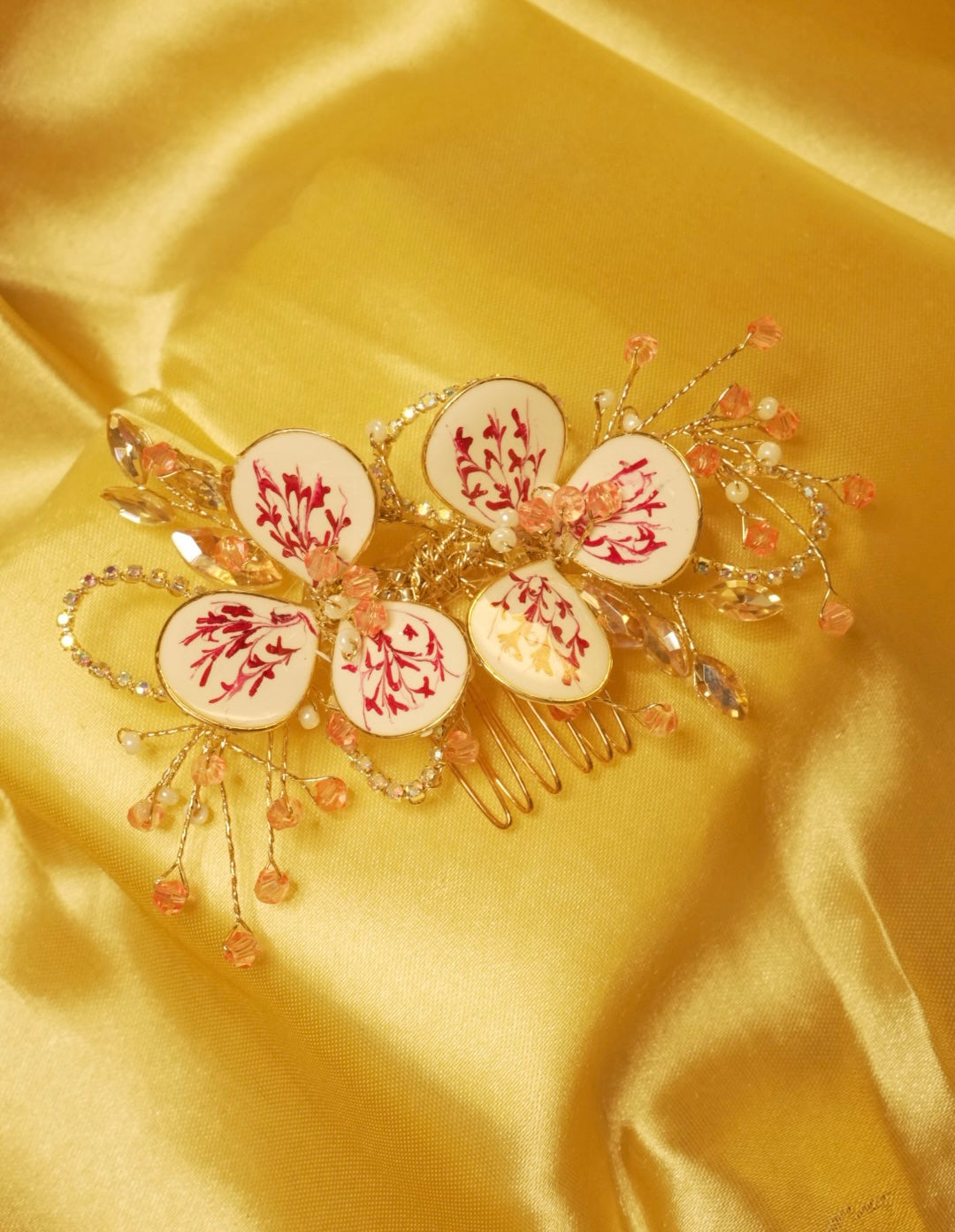 Reddish Japanese Clip