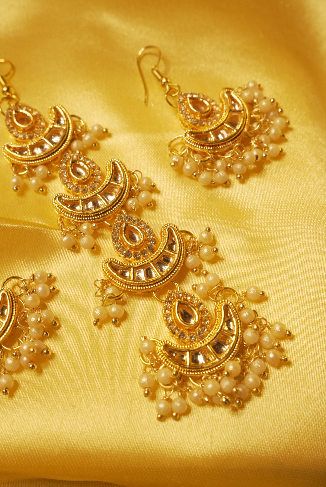Diya Baati ~ Maang Tikka, Earrings & 6 Hair Pins