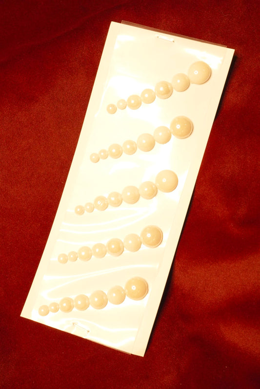 Pearls Stick ons