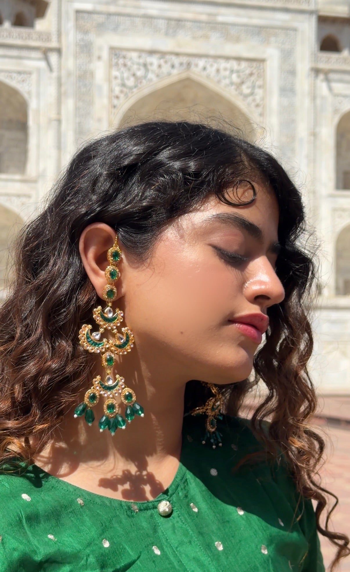 Mumtaz ~ Emerald Green Tikka & Earrings set