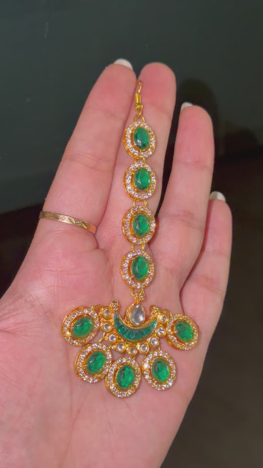 Mumtaz ~ Emerald Green Maang Tikka
